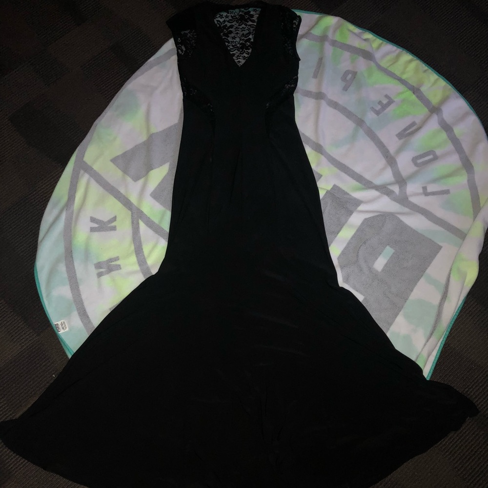 Long black dress